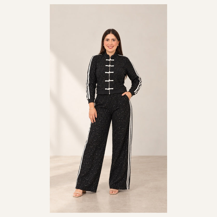 Conjunto Deportivo de Encaje con Rayas – Negro