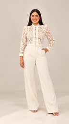 Blusa Napoleón de Encaje Crema con Detalles Florales